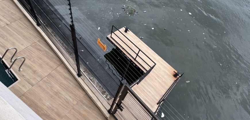 WATERFRONT 6 BEDROOM HOUSE – $5M