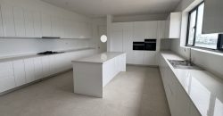 WATERFRONT 6 BEDROOM HOUSE – $5M